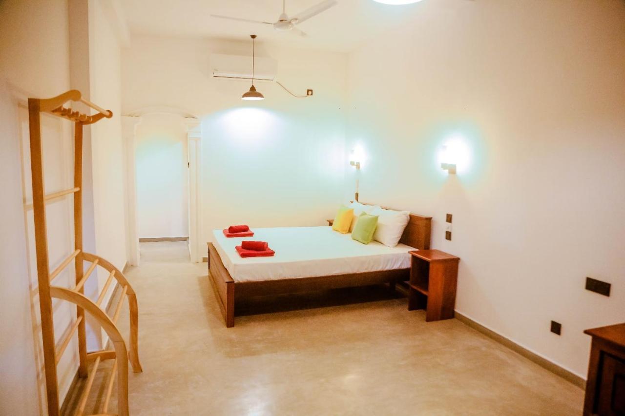 Sweet Emotion Hotel Mirissa Buitenkant foto