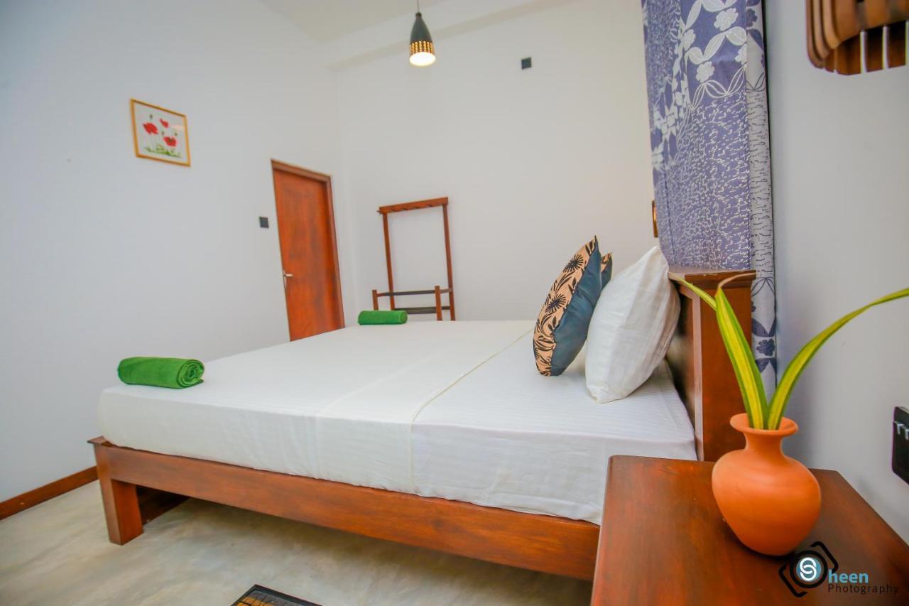 Sweet Emotion Hotel Mirissa Buitenkant foto