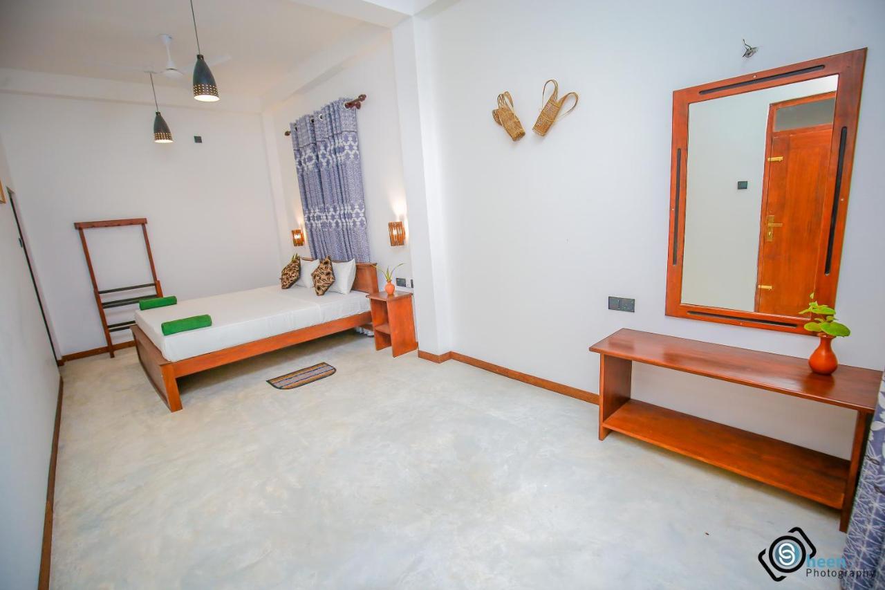 Sweet Emotion Hotel Mirissa Buitenkant foto