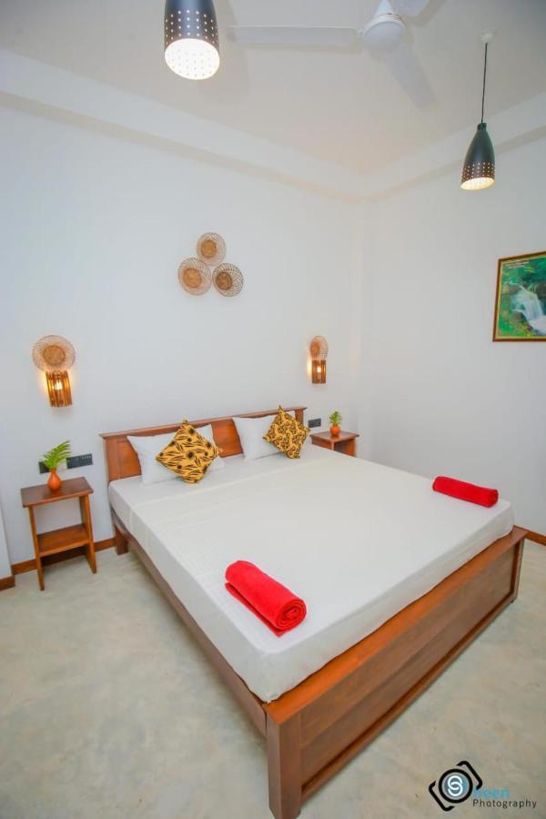Sweet Emotion Hotel Mirissa Buitenkant foto